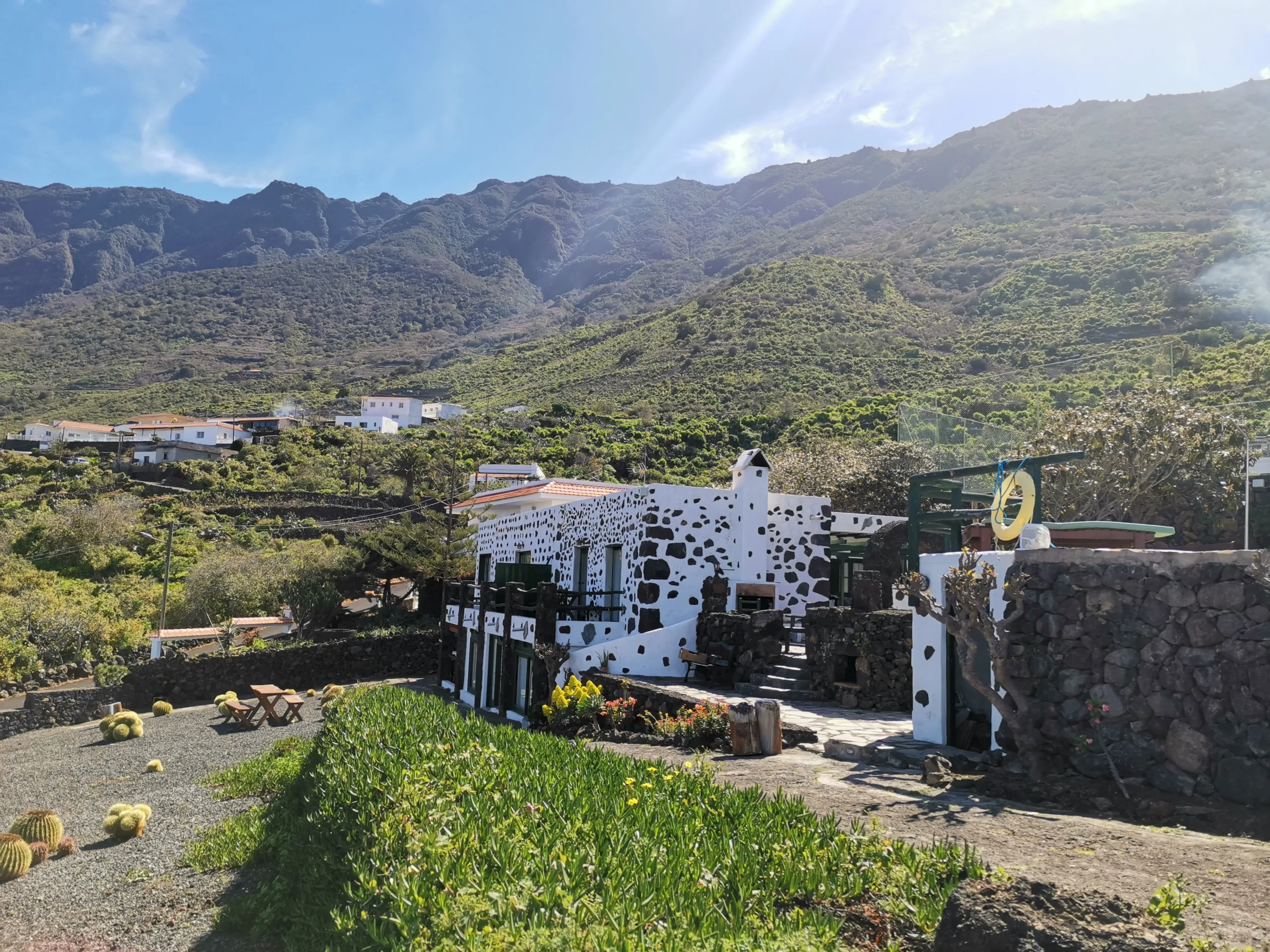 Complejo residencial La Brujita 01